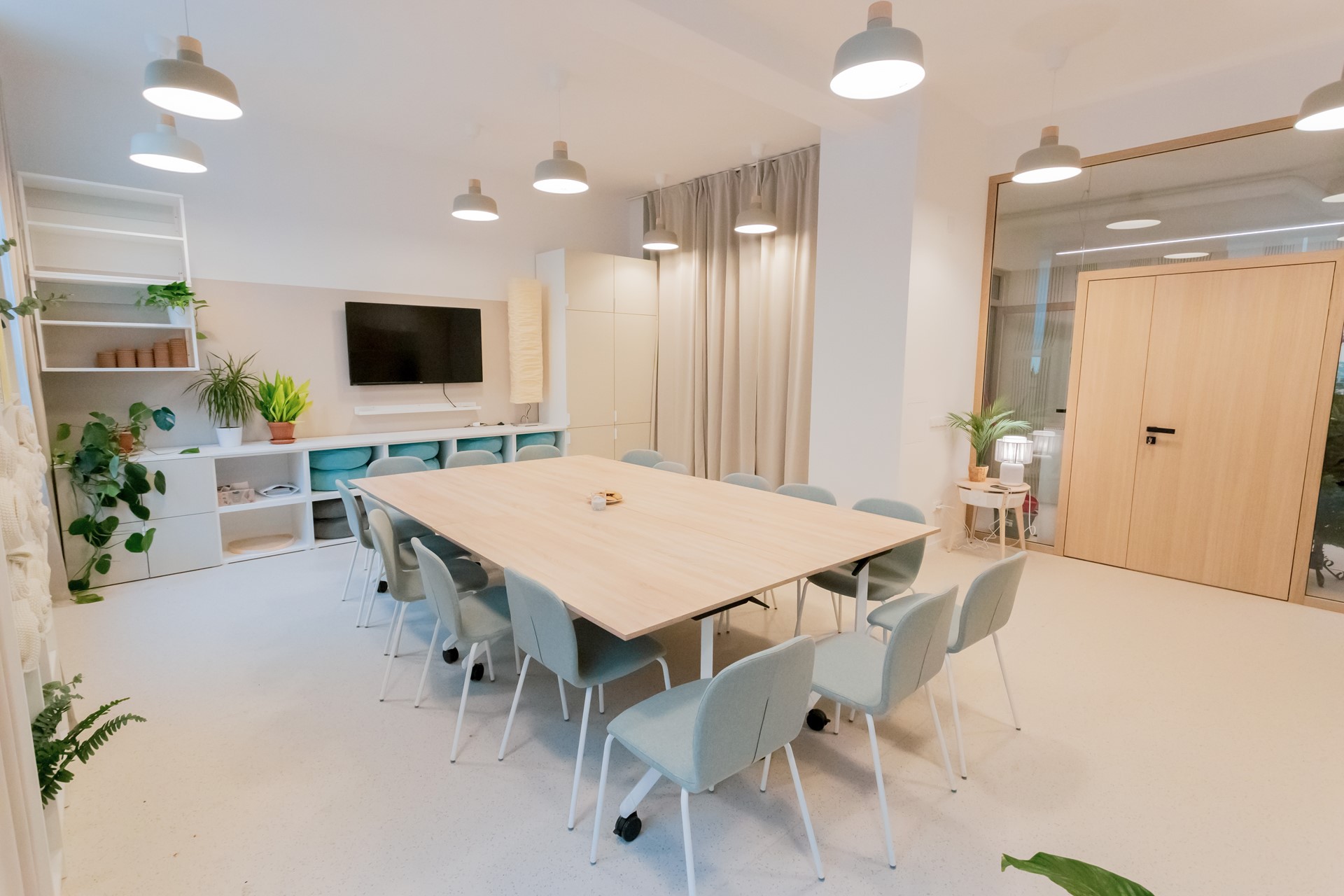 Jak odborně pracovat s lidmi se zkušeností se sexuálním násilím: přihlašte se na komplexní akreditovaný kurz